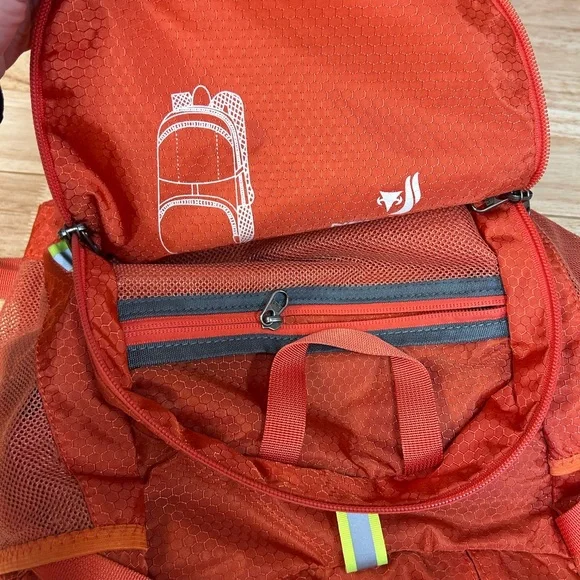 Neekfox 35L hiking travel backpack - Picture 3 of 11